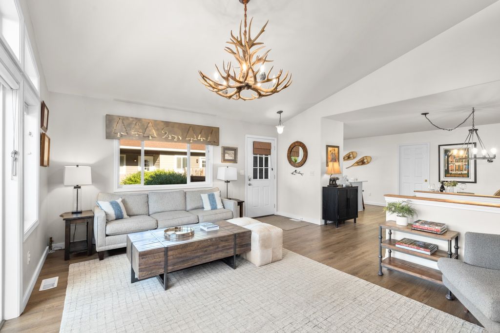 Image 34 of property listing at 227 Fox Hollow Lane B14, Whitefish, MT 59937