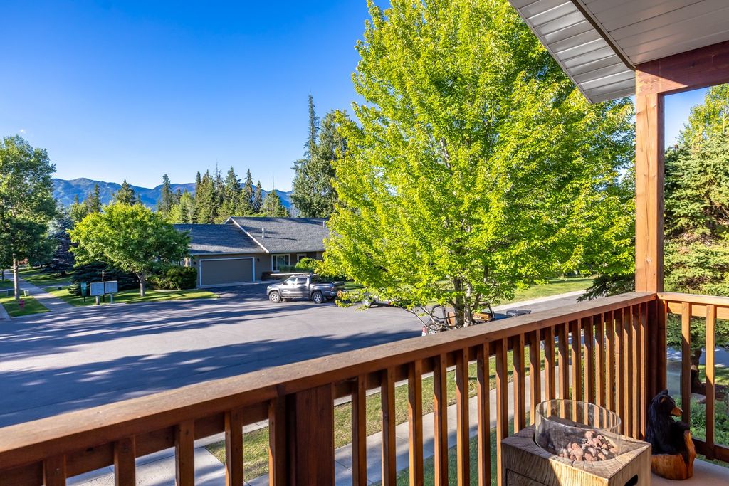 Image 42 of property listing at 227 Fox Hollow Lane B14, Whitefish, MT 59937