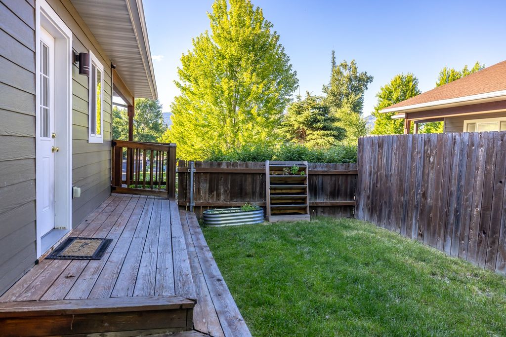 Image 47 of property listing at 227 Fox Hollow Lane B14, Whitefish, MT 59937