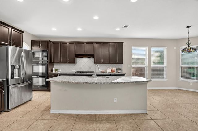 401 Daniel XING, Liberty Hill, TX 78642