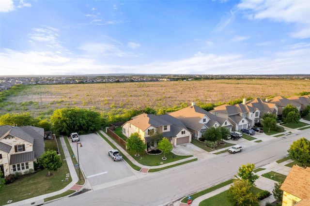 401 Daniel XING, Liberty Hill, TX 78642