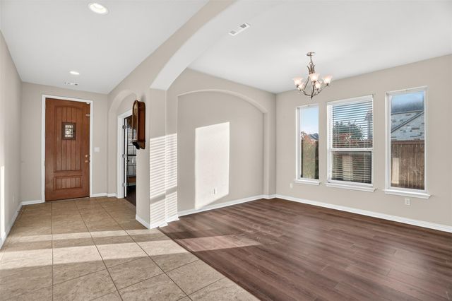 401 Daniel XING, Liberty Hill, TX 78642