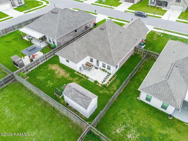 202 Sparkling Meadows Lane, Lafayette, LA 70506