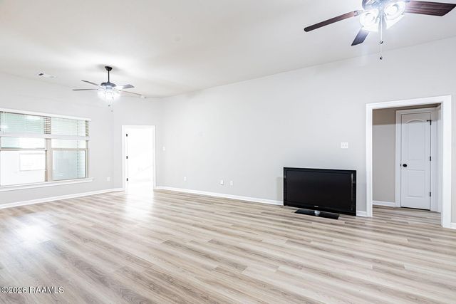 202 Sparkling Meadows Lane, Lafayette, LA 70506