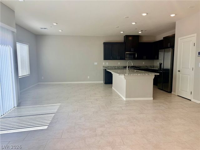 341 Canary Song Drive, Henderson, NV 89011