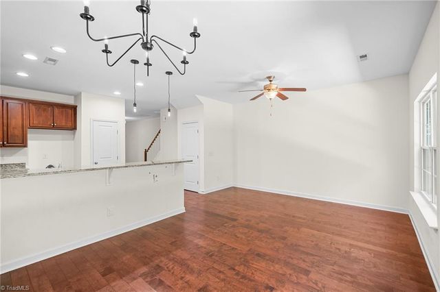 1917 Sentry Pointe Lane, Winston-salem, NC 27127