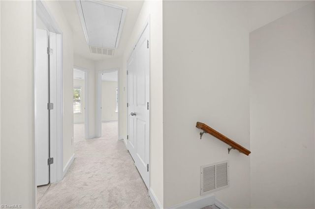 1917 Sentry Pointe Lane, Winston-salem, NC 27127
