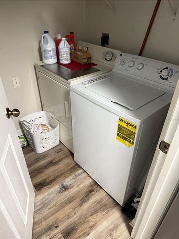 10201 COURTNEY PALMS BOULEVARD 204, Tampa, FL 33619