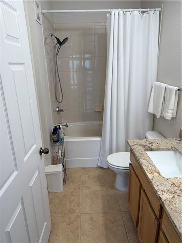 10201 COURTNEY PALMS BOULEVARD 204, Tampa, FL 33619