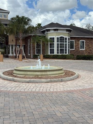 10201 COURTNEY PALMS BOULEVARD 204, Tampa, FL 33619