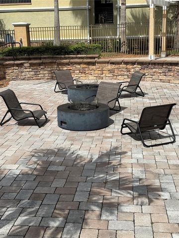 10201 COURTNEY PALMS BOULEVARD 204, Tampa, FL 33619