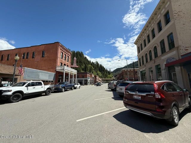 518 Cedar St, Wallace, ID 83873