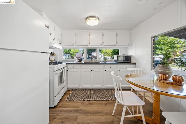 2050 Monument, Pleasant Hill, CA 94523