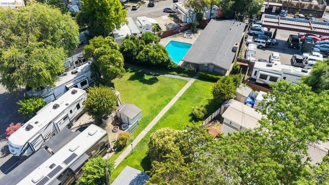 2050 Monument, Pleasant Hill, CA 94523