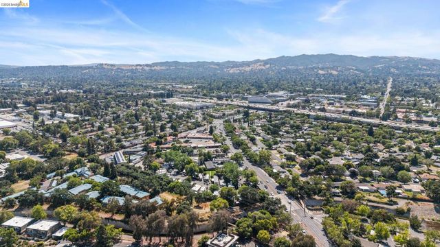 2050 Monument, Pleasant Hill, CA 94523