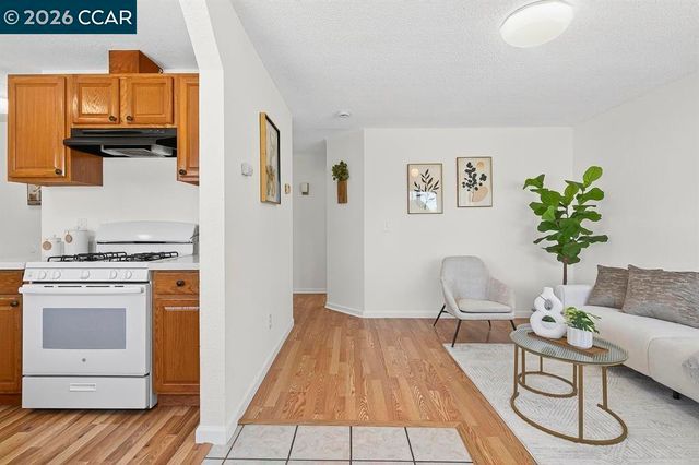1402 25Th St, Richmond, CA 94806