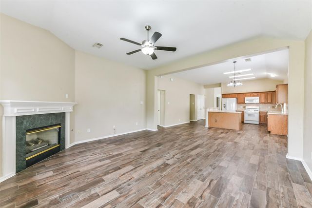 9127 Willow Crossing Drive, Houston, TX 77064