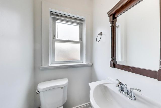 2212 Grove Avenue, Berwyn, IL 60402