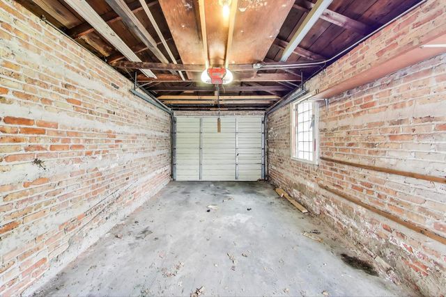 2212 Grove Avenue, Berwyn, IL 60402