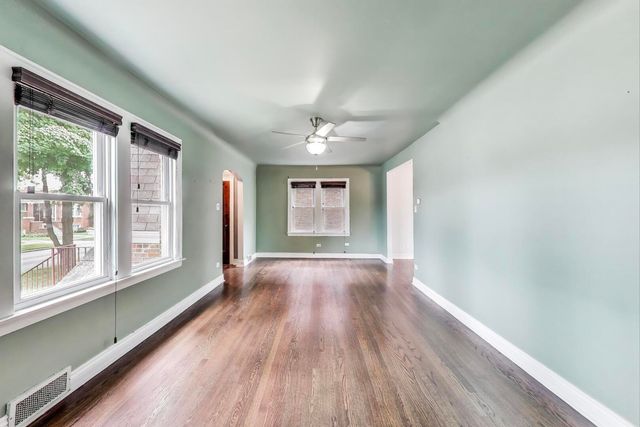 2212 Grove Avenue, Berwyn, IL 60402