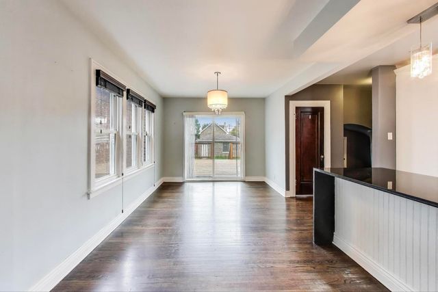 2212 Grove Avenue, Berwyn, IL 60402