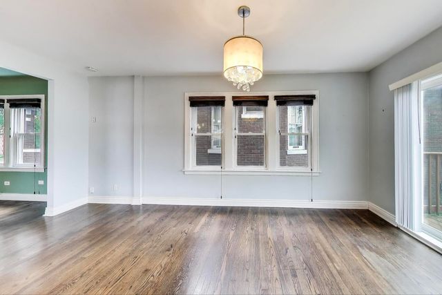 2212 Grove Avenue, Berwyn, IL 60402