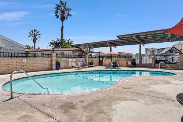 80 Huntington 218, Huntington Beach, CA 92648
