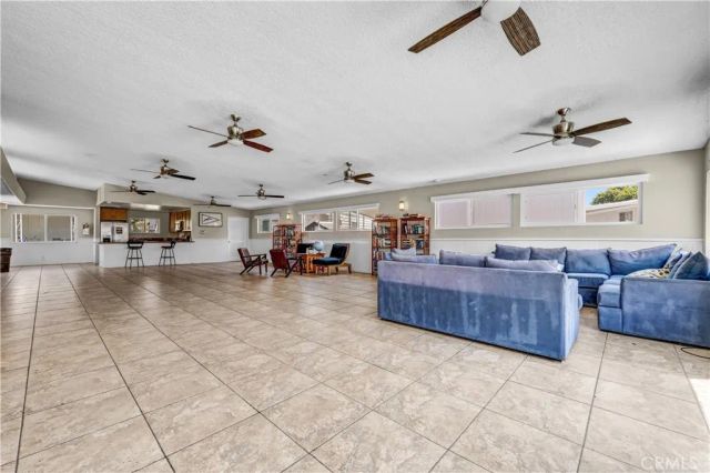 80 Huntington 218, Huntington Beach, CA 92648