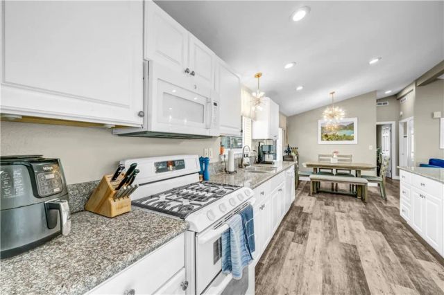 80 Huntington 218, Huntington Beach, CA 92648