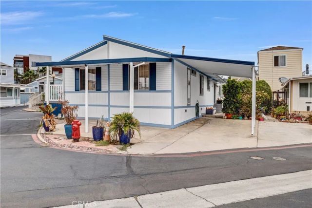 80 Huntington 218, Huntington Beach, CA 92648