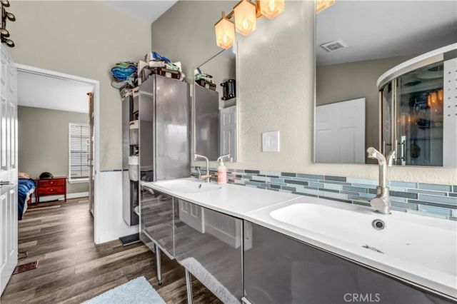 80 Huntington 218, Huntington Beach, CA 92648