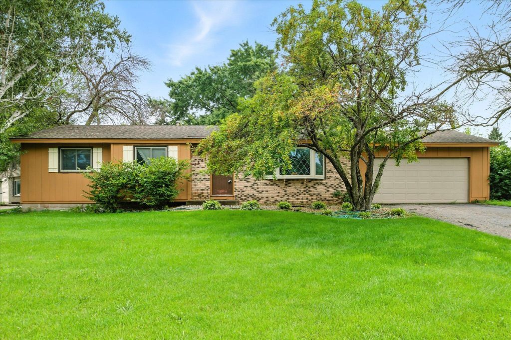 3141 75th Avenue N, Brooklyn Park, MN 55443