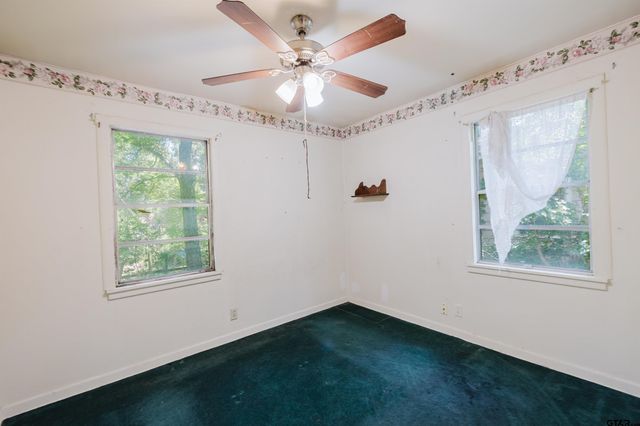 1208 S Academy, Tyler, TX 75701