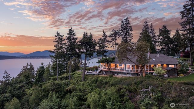 4034 Edith Point Road, Anacortes, WA 98221