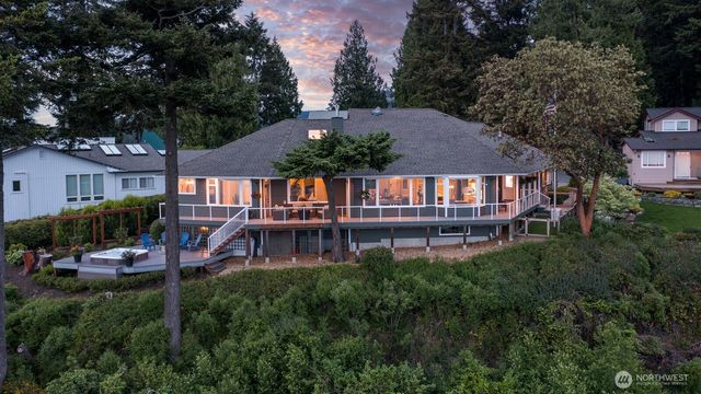 4034 Edith Point Road, Anacortes, WA 98221