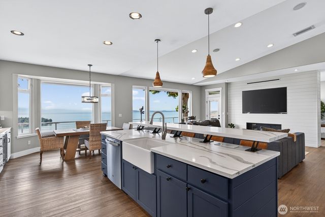 4034 Edith Point Road, Anacortes, WA 98221