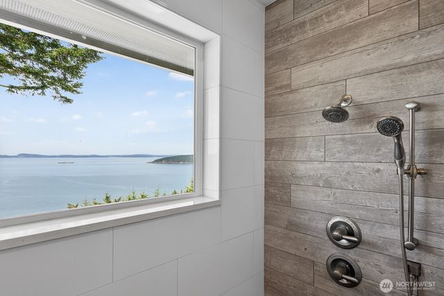 4034 Edith Point Road, Anacortes, WA 98221