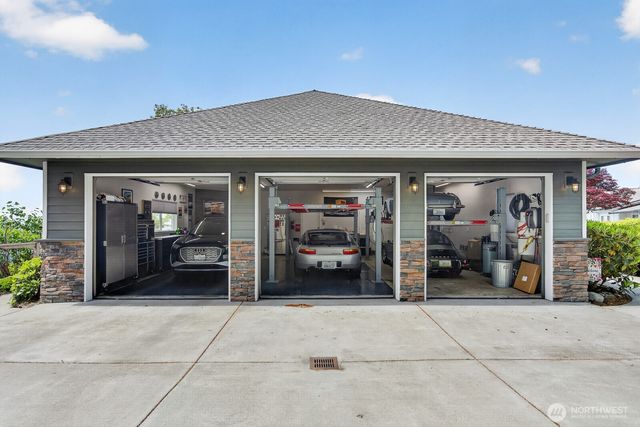 4034 Edith Point Road, Anacortes, WA 98221