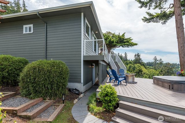 4034 Edith Point Road, Anacortes, WA 98221