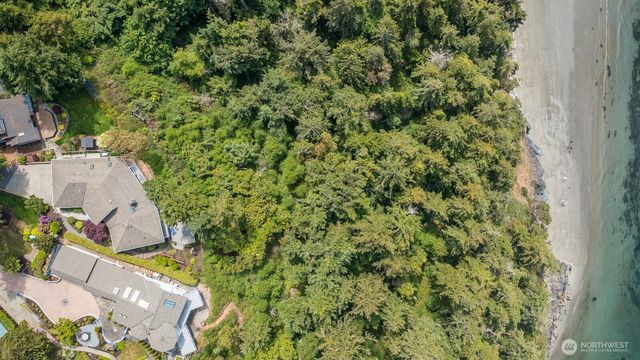 4034 Edith Point Road, Anacortes, WA 98221
