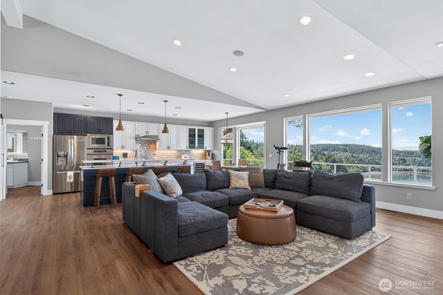 4034 Edith Point Road, Anacortes, WA 98221