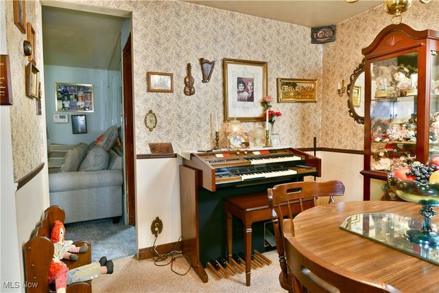 1994 Ewalt Avenue NE, Warren, OH 44483