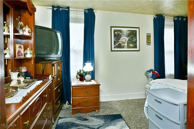 1994 Ewalt Avenue NE, Warren, OH 44483