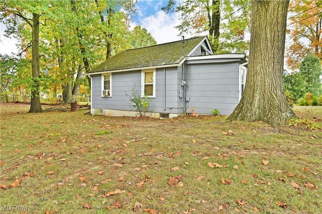 1994 Ewalt Avenue NE, Warren, OH 44483