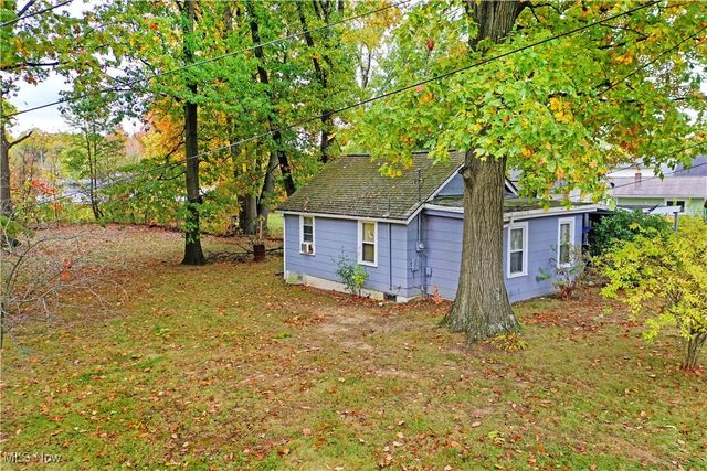 1994 Ewalt Avenue NE, Warren, OH 44483