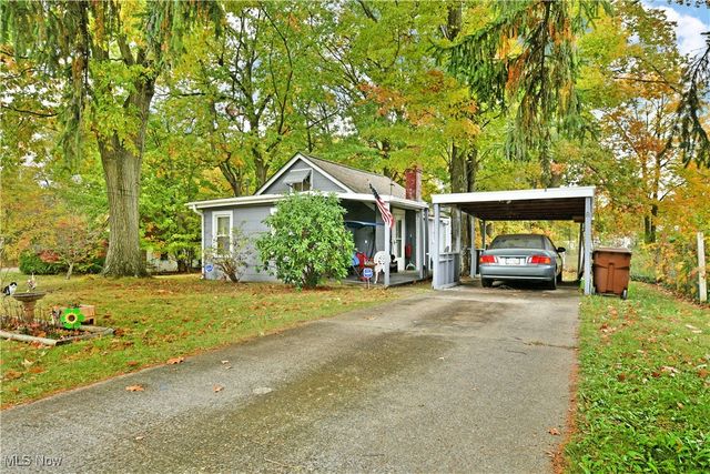 1994 Ewalt Avenue NE, Warren, OH 44483