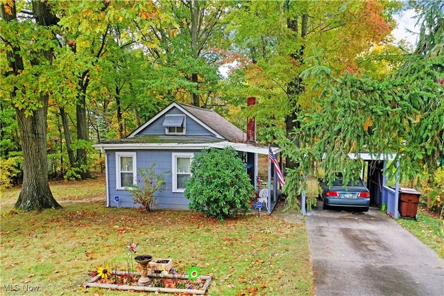 1994 Ewalt Avenue NE, Warren, OH 44483