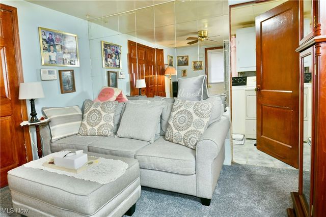 1994 Ewalt Avenue NE, Warren, OH 44483