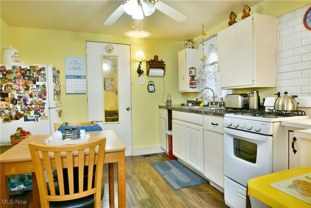 1994 Ewalt Avenue NE, Warren, OH 44483