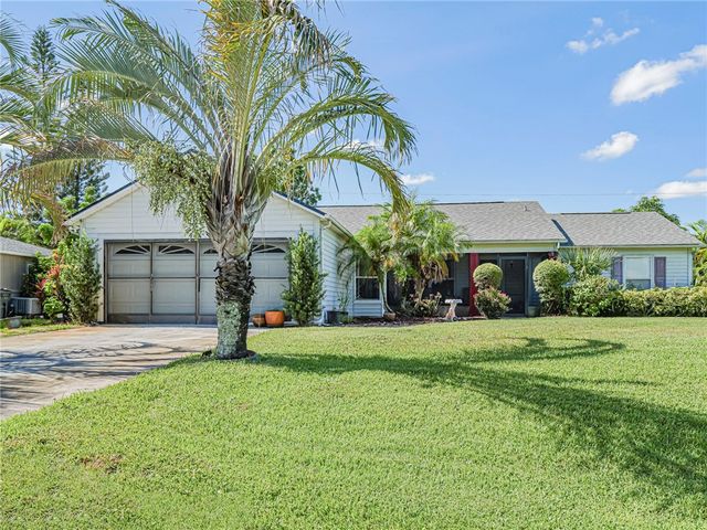 444 Dolores Avenue, Port St Lucie, FL 34983
